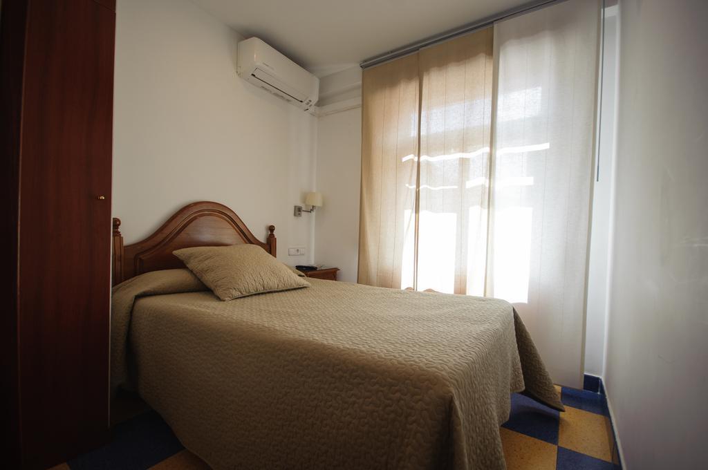 Hostal Restaurante La Trucha Benavente Ngoại thất bức ảnh